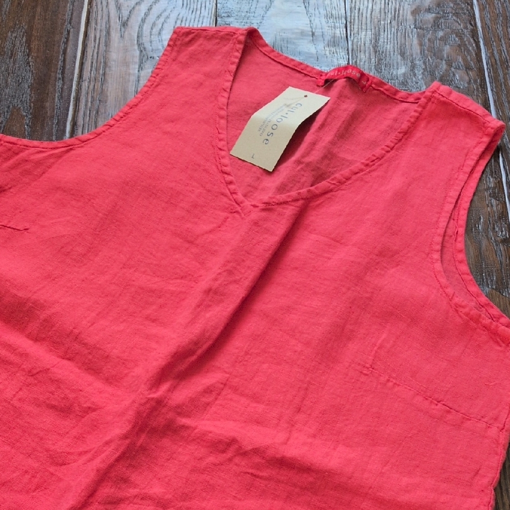 cut loose Coral-Red Linen V-Neck Sleeveless Tunic